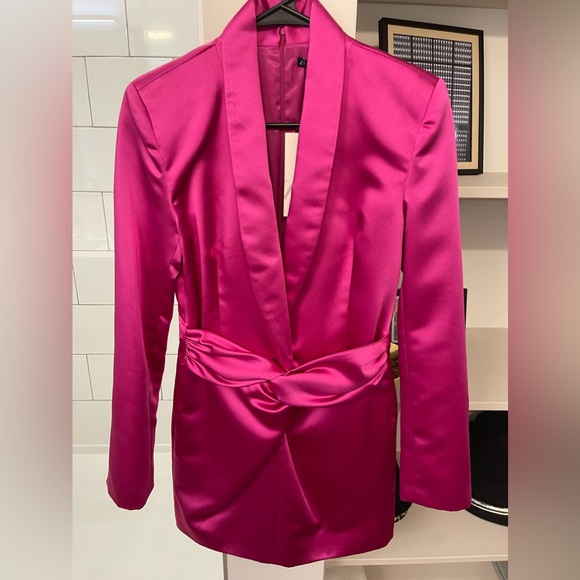 Zara Dresses & Skirts - ZARA NWT Satin Effect Blazer Dress XS